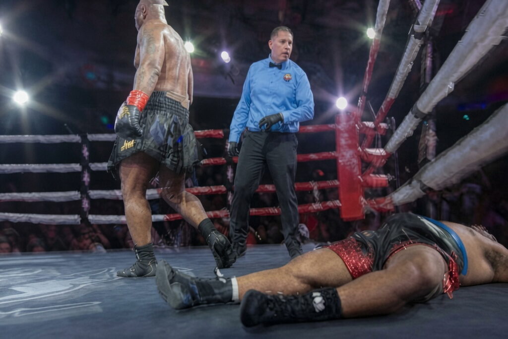 Kingsley Ibeh Knocked Out Dante Stone To become ‘King Of The West’ Heavyweight » June 21, 2026